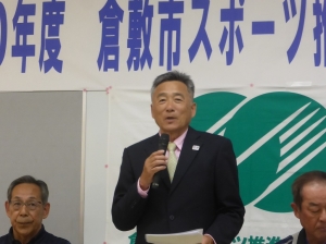 議事進行は向井会長、今年度もよろしくです!