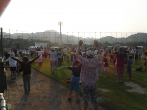 朝日を浴びながら、それ!1・2・3‼