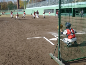 バッテリーへの指導の様子 投球に力が入ります!