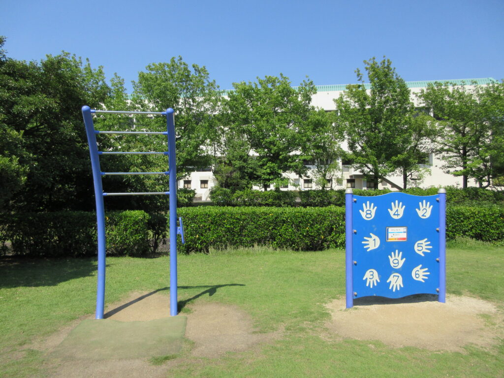 水島緑地福田公園遊具広場