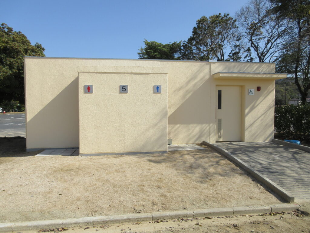 水島緑地福田公園第二駐車場多目的トイレ