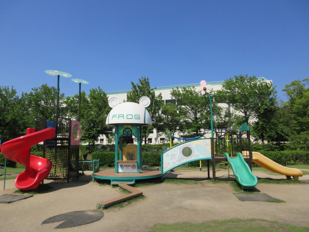 水島緑地福田公園遊具広場