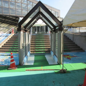 福田公園プール滑り台階段