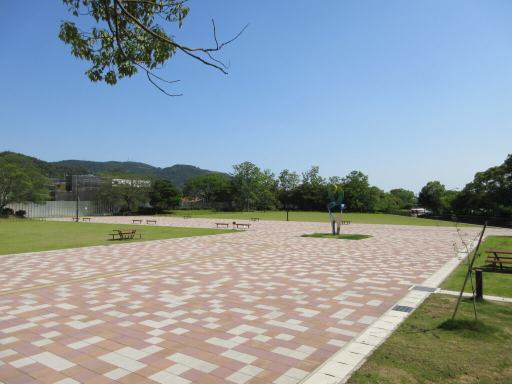 水島領地福田公園中央エントランス広場