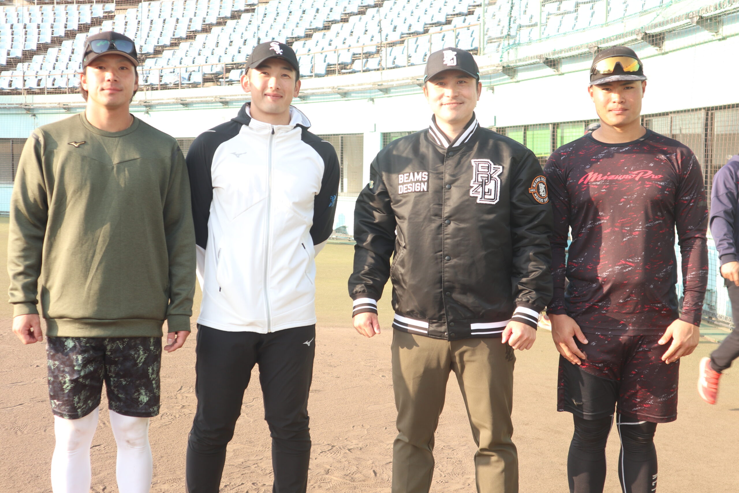 【プロ野球選手　自主トレ実施中】