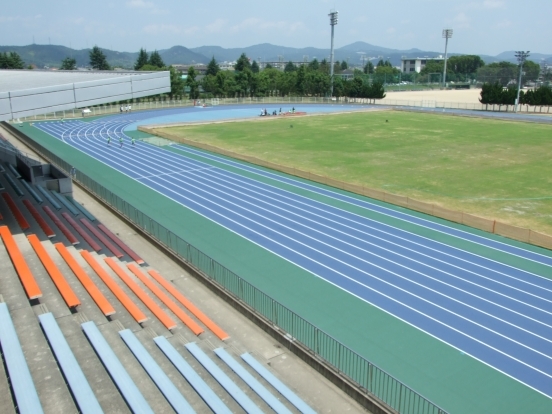 陸上競技場