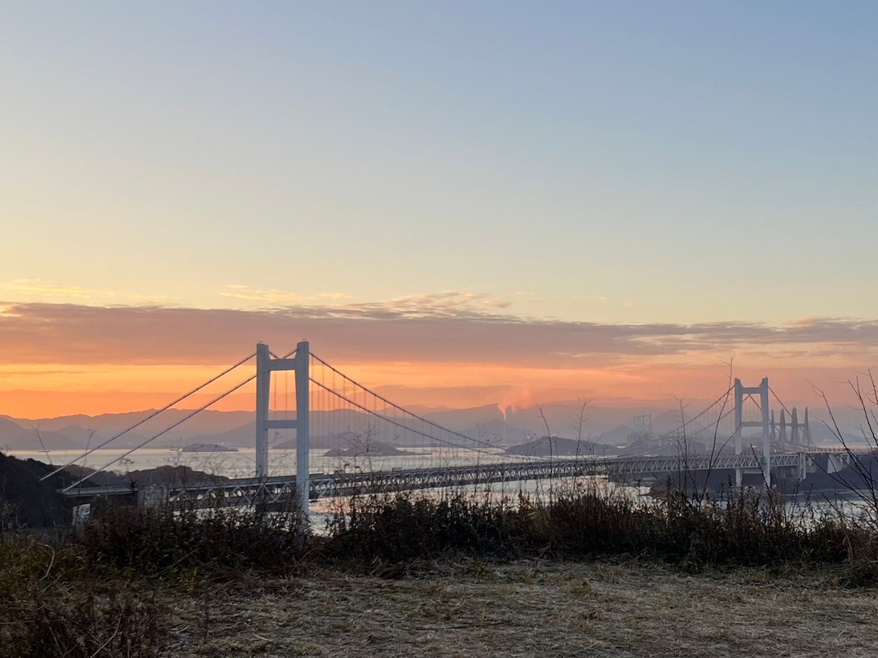 朝の瀬戸大橋