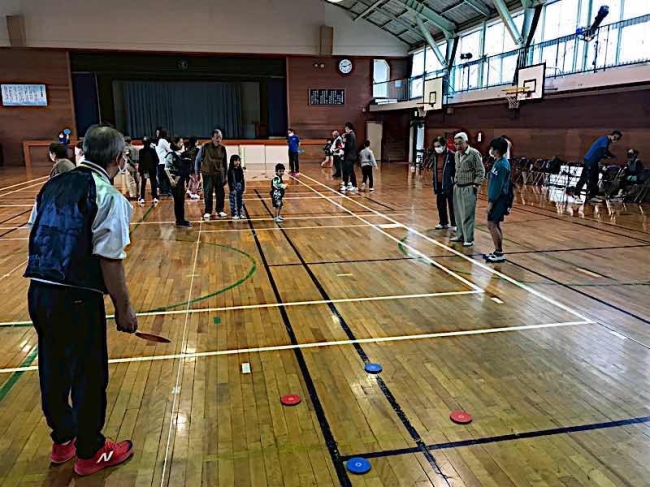 倉敷市スポーツ推進委員協議会　児島中学校区老人会　三世代ディスコン大会