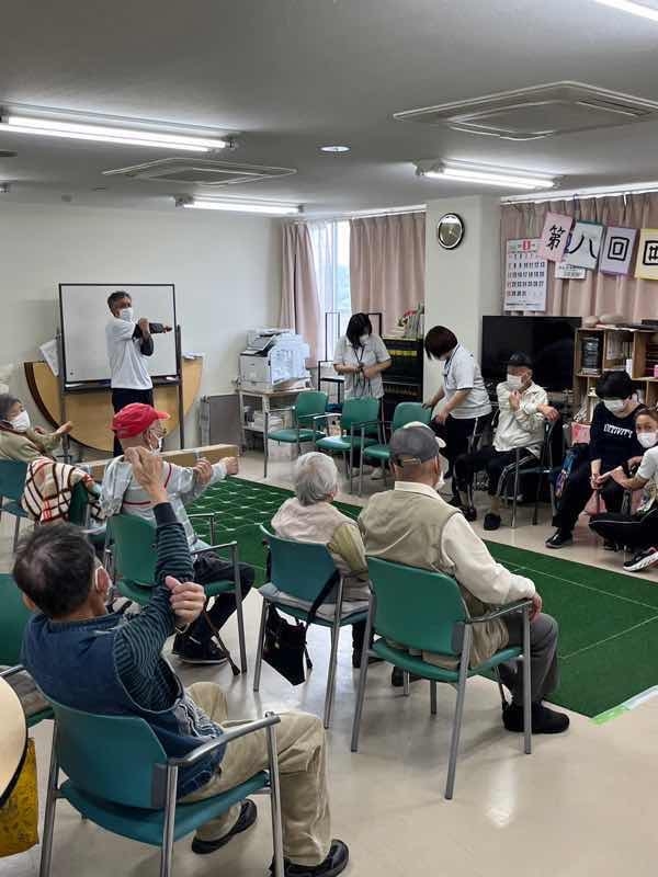 準備運動は念入りに行います