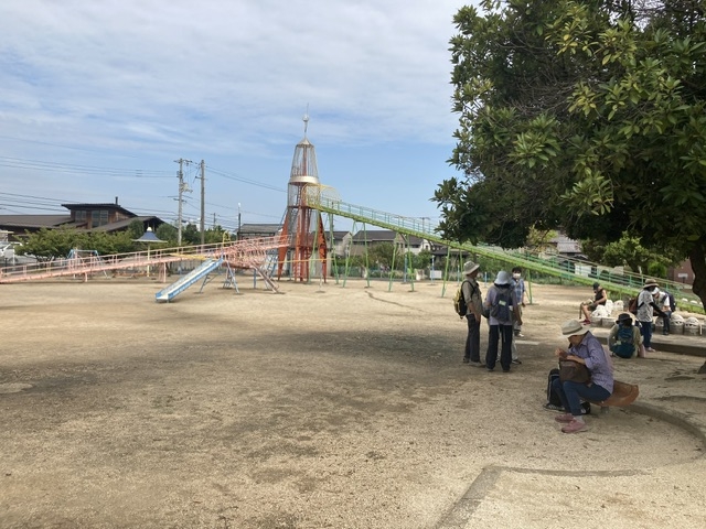 ロケット公園で最初の休憩