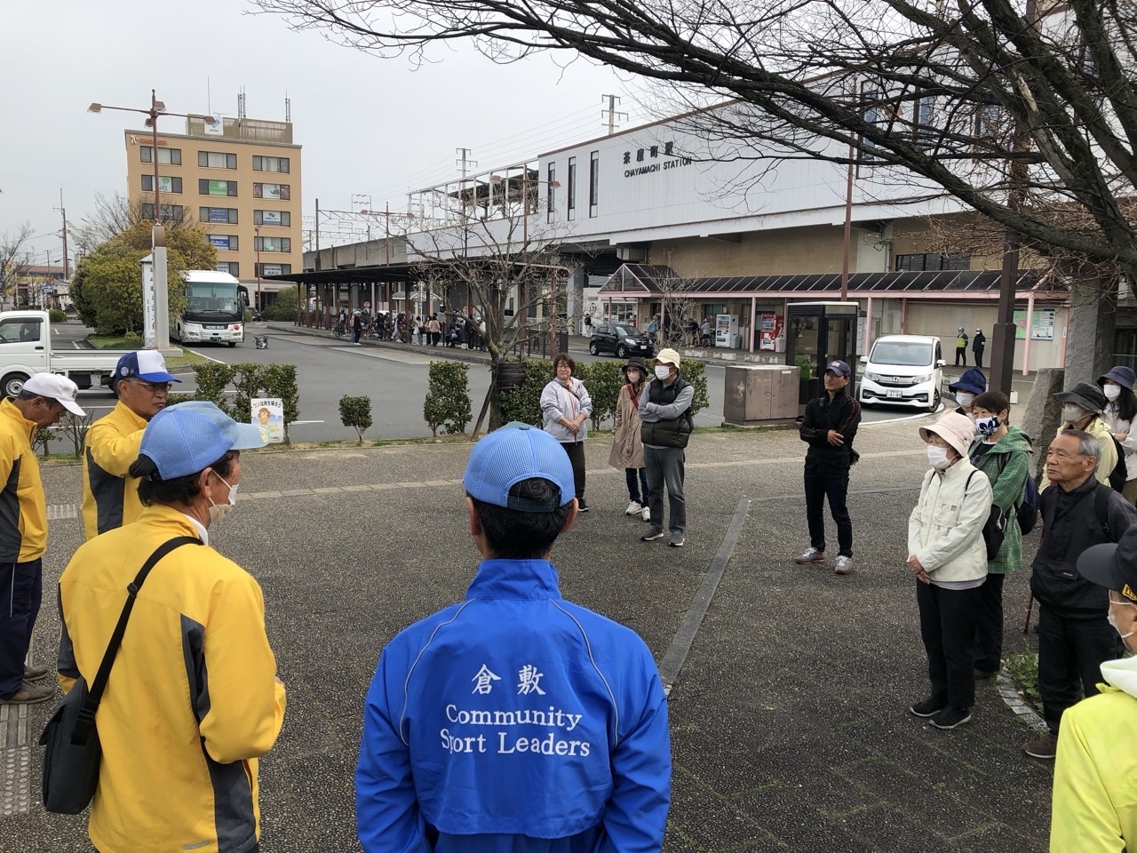 開会式の様子。本日のルート説明を行います。