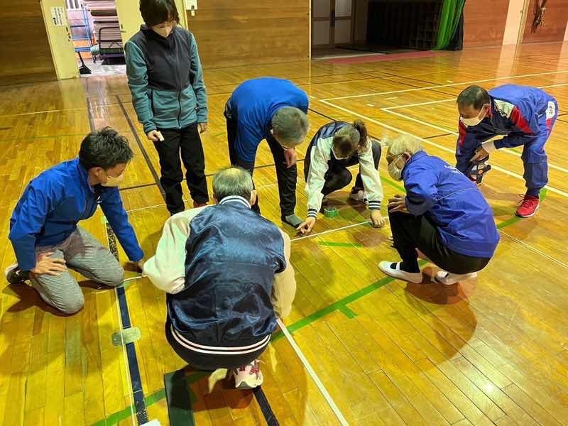 コート準備も万全に。