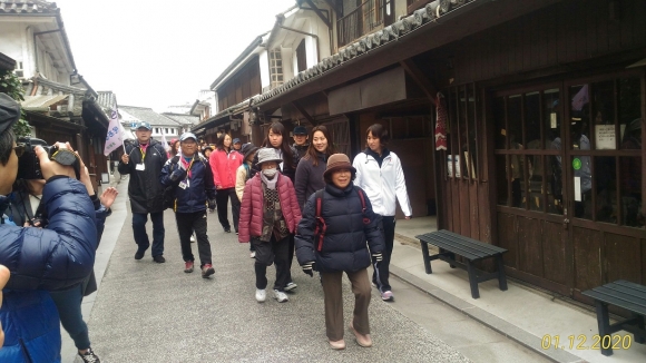 倉敷商店街を通り阿知神社へ