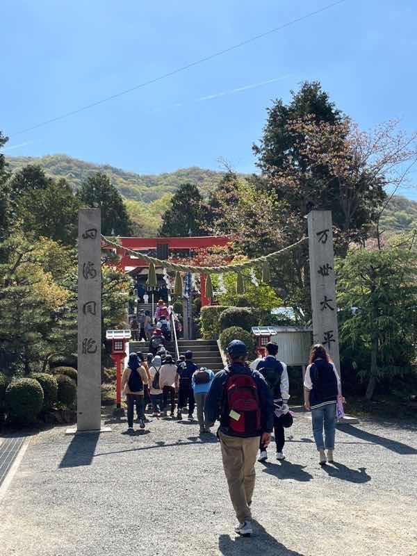 木華佐久耶比咩神社に到着です