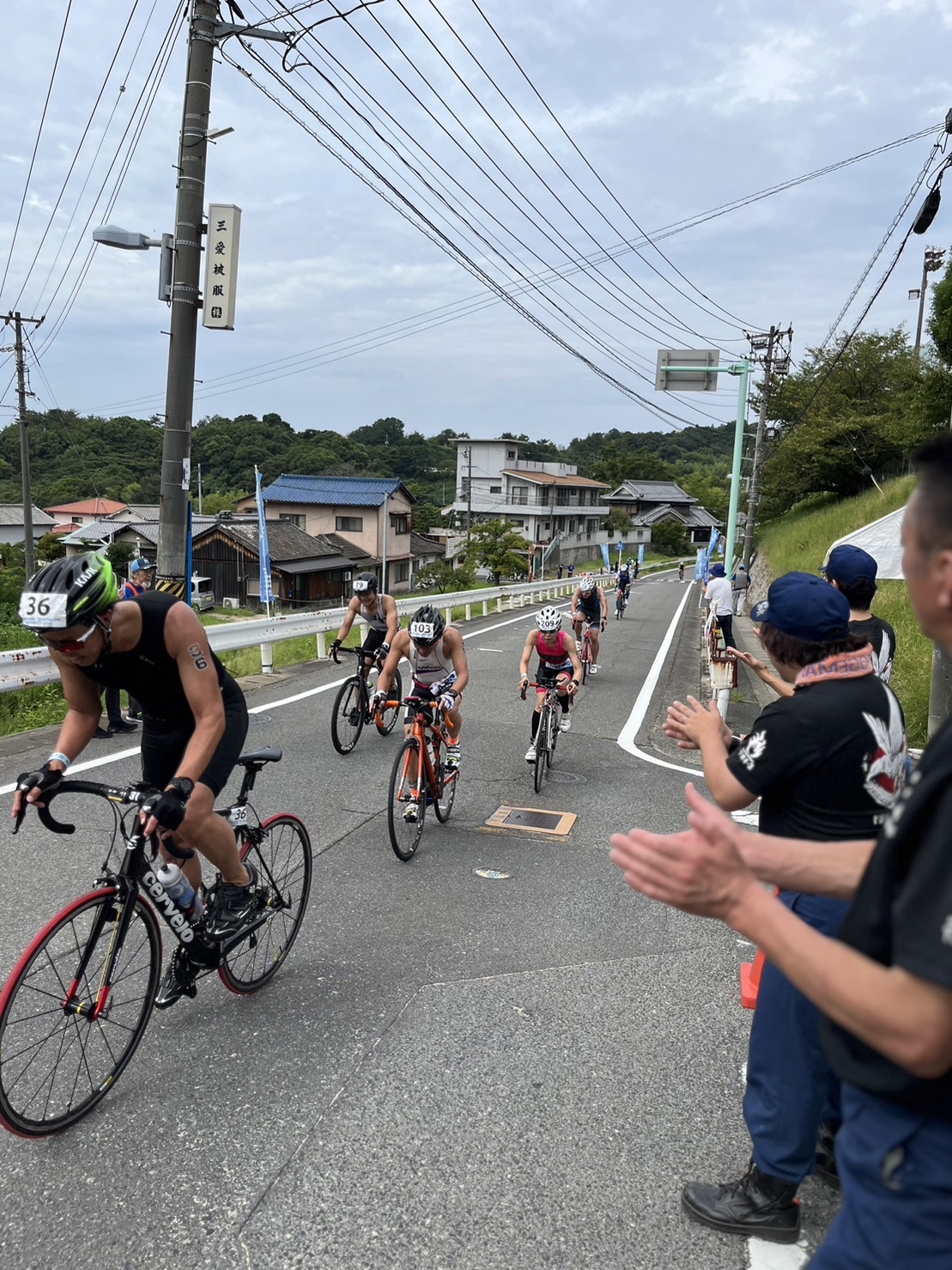 地域の消防団も、エールをおくります！