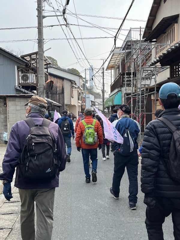 下津井の狭い路地を抜けて行きます